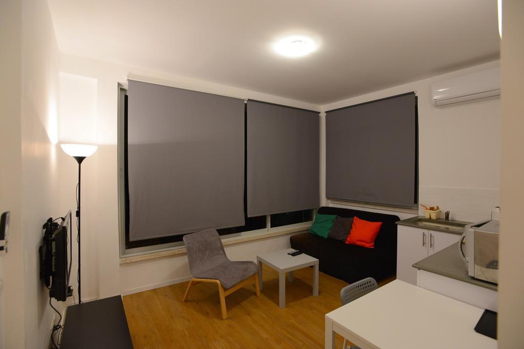 Arlozorov Bat Yam Beach Habitación foto