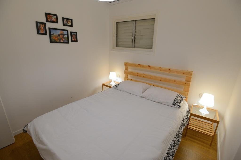Arlozorov Bat Yam Beach Habitación foto